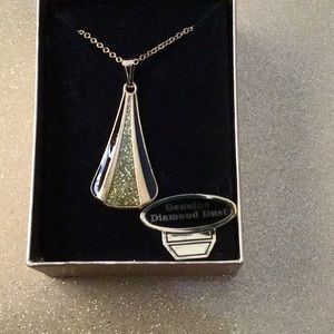 Van Doran - Gold Dust Pendant